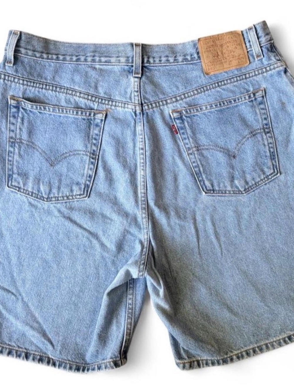 Vintage Y2K Levi’s 550 Denim Jorts
